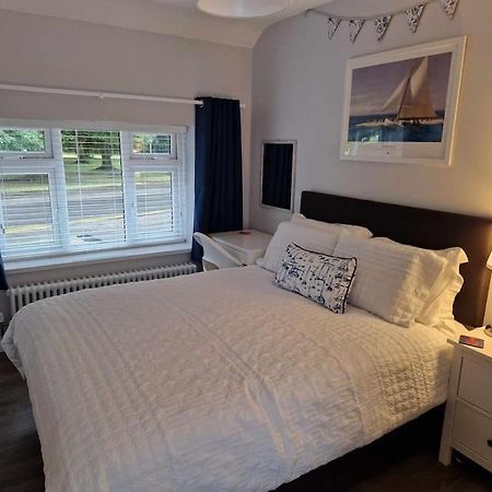 Room On Heath Park Cardiff Exterior photo